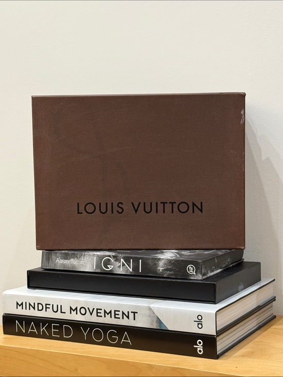 Louis Vuitton Other - Louis Vuitton Vintage Brown Large Box - Authentic